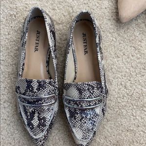 Snake skin flats